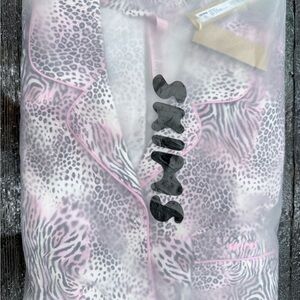 Skims RARE NWT SIZE M pink &Gray Animal Print Satin Pajama Top